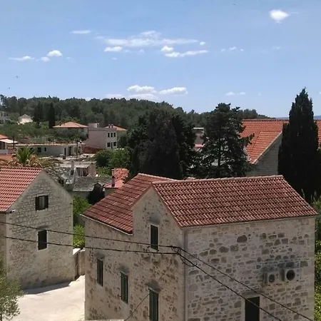 Guest house Marija 3*